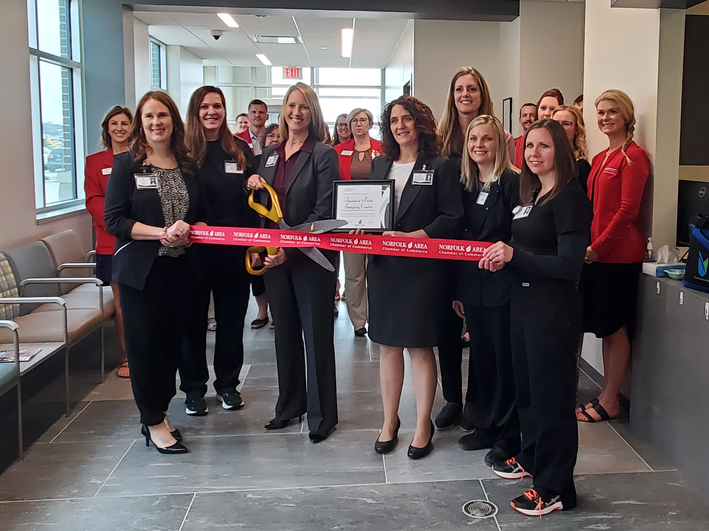 Fountain Point Imaging Center Holds Ribbon Cutting